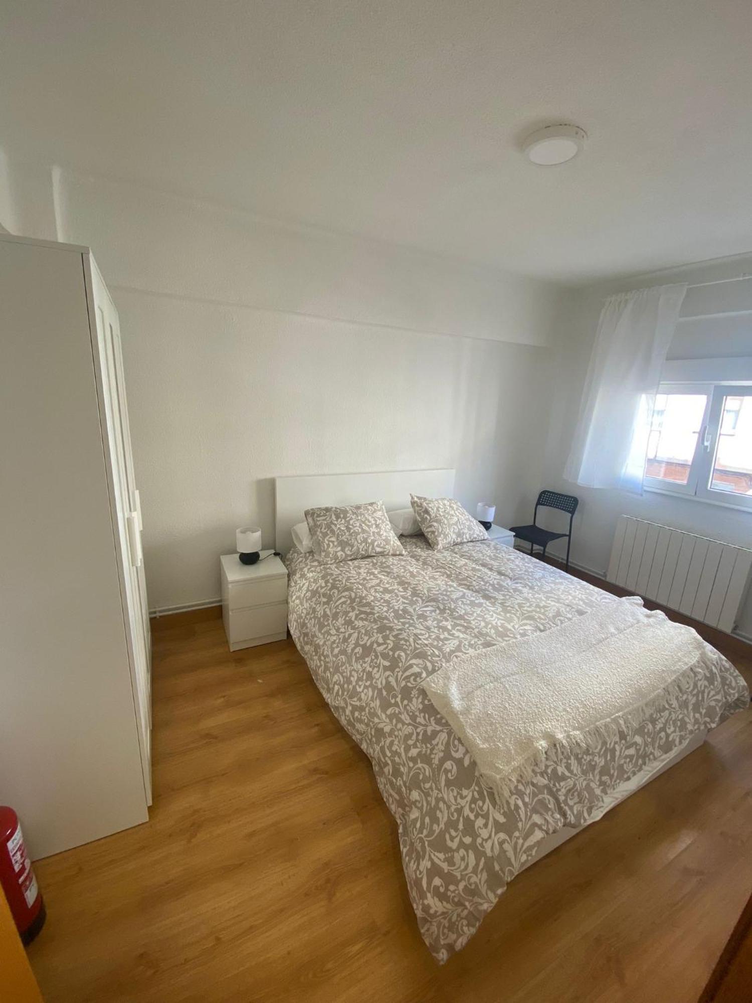 Apartamento En El Centro - Cercano A La Playa Apartment Santander Ngoại thất bức ảnh